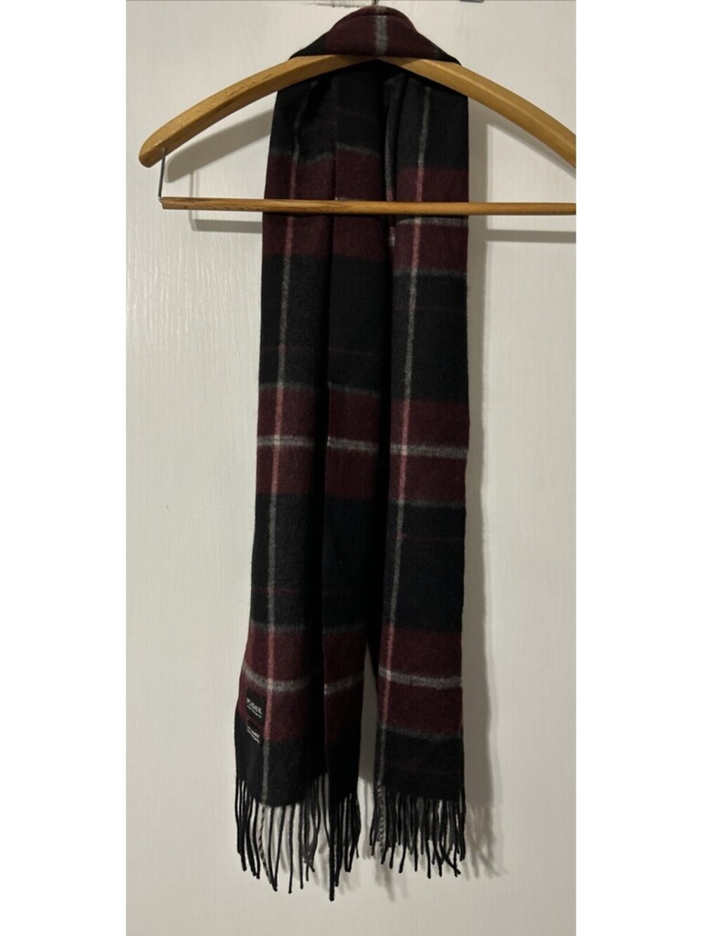 JoS A Bank 100% Cashmere Charcoal Burgundy Tartan Plaid Scarf 58.5X12 Fringe